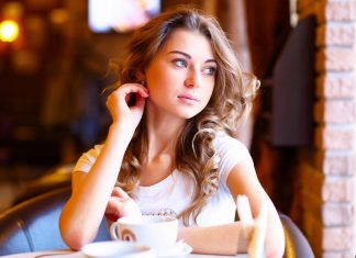 На выход: 5 стильных образов для похода в ресторан