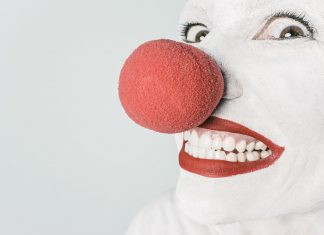 9 способов поднять ему настроение