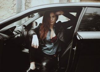 10 признаков умной женщины, которая не стремится угодить мужчине