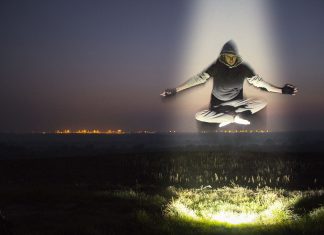 Что делают мужчины, когда думают, что вы их не видите