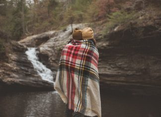 4 мифа об идеальном романе, в которые до сих пор верят современные женщины