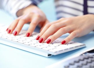 Маникюр, которые представители сильного пола назвали самым сексуальным