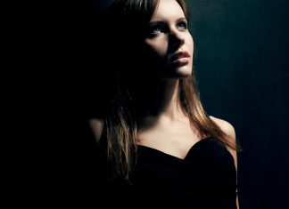 Я та, которую всё время бросают