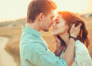 Искусство поцелуя: как делают это разные знаки Зодиака