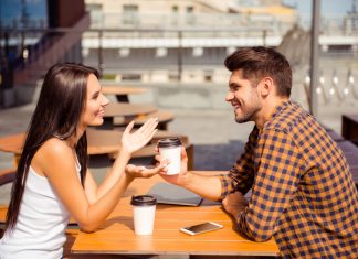 Достойный мужчина никогда не сделает эти 5 вещей в сторону женщины