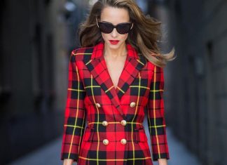 3 детали в гардеробе, которые выдают роковую женщину