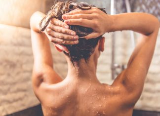 7 ошибок, которые вы делаете, становясь под душ