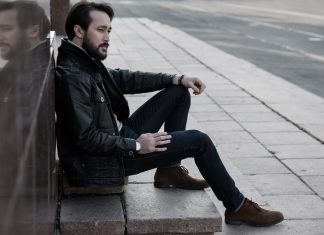 Меркантильная дрянь или скромница: кого выберут мужчины?