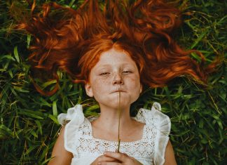 7 разговоров, которые никогда нельзя вести в присутствии детей