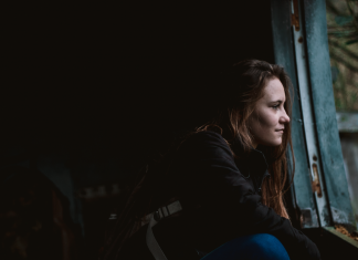 Если рядом есть мужчина — ждите неприятностей