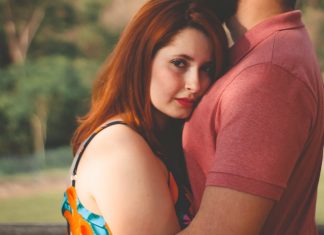 Муж признался идеальной жене-домохозяйке, какая женщина ему нужна на самом деле