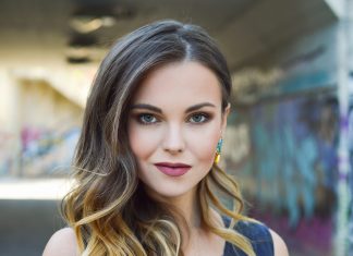 8 серьезных показателей, что перед вами по-настоящему умная женщина