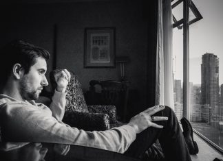 7 разоблачающих мужских фраз, которые сразу говорят, что он вас обманывает