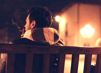 5 поступков, за которые мужчину надо гнать, даже если любите его