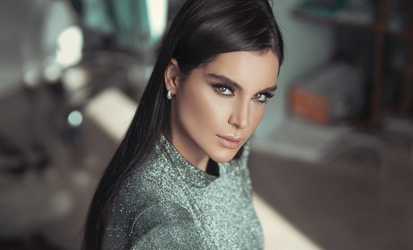 Model post. Лицо девушки. Красивые девушки в бикини. Model post. Model post.