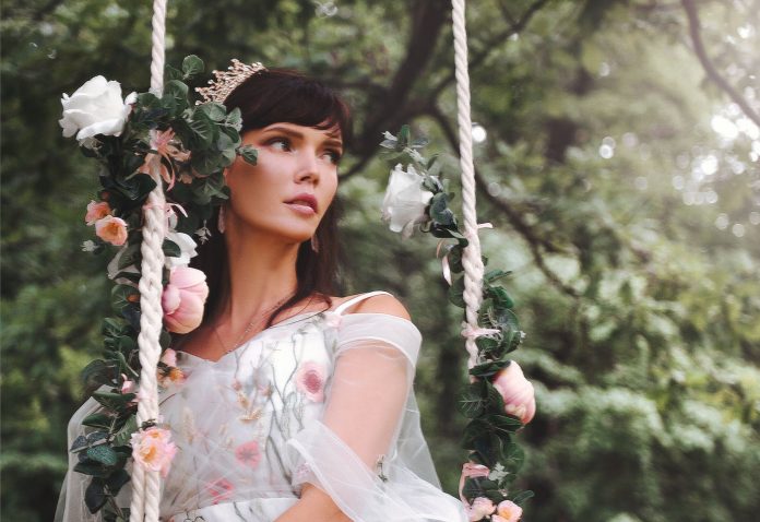 alice-alinari-KtB9WvY2y3w-unsplash 1