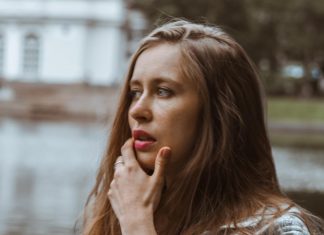 6 привычек скупой женщины, которые напрочь обесценивают ее