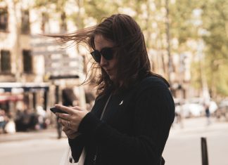 9 смс, из-за которых интерес мужчины к вам сразу остынет