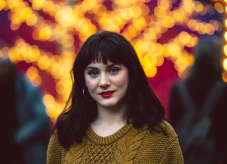 4 движения, которые делают женщину похожей на одинокую, хотя она замужем