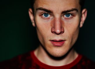 5 поступков, которые не станет делать мужчина, когда остыл к вам