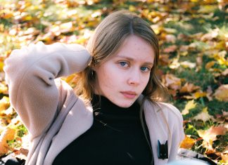 4 сигнала, что у мужчины появилась другая, которые в упор не видит его малообразованная жена