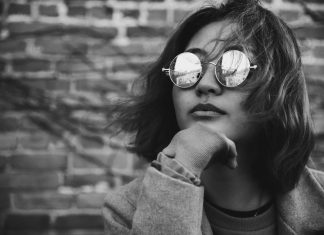 5 знаковых вещей, которые делает женщина, когда из приезжей превращается в москвичку