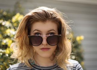 5 фраз, которыми жена сама толкает мужа к другой женщине и локти потом кусает