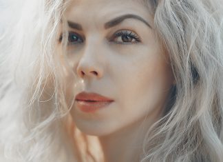 6 вещей, которые ни за что не делают ради мужчины альфа-женщины