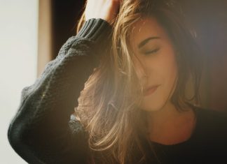 Утонченные женщины так не красятся: 5 бьюти-ошибок провинциалок