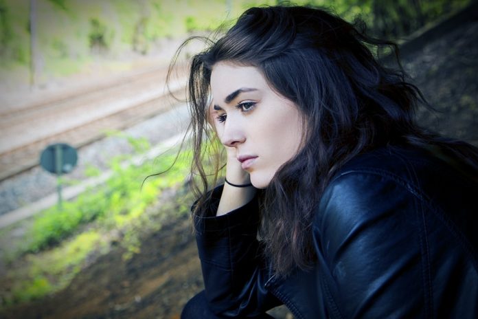 woman-918896_960_720