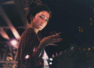 6 привычек жадной женщины, которые нужно гнать от себя поганой метлой