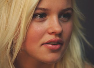 5 уловок, чтобы не выходить у мужчины из головы сутки напролет