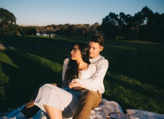 Какие 5 имен носят женщины, рядом с которым мужчины держатся несмотря ни на что