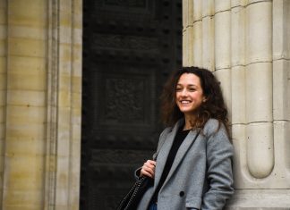 6 женственных знаков Зодиака, которые берут за душу любого мужчину