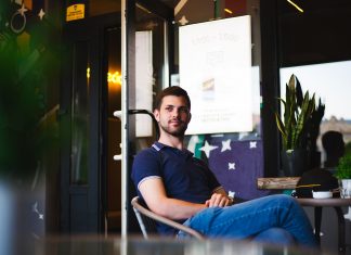 Лучше в одиночестве: 4 имени мужчин, которые выберут холостяцкую жизнь