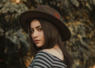 7 женских привычек, которые разжигают мужской интерес