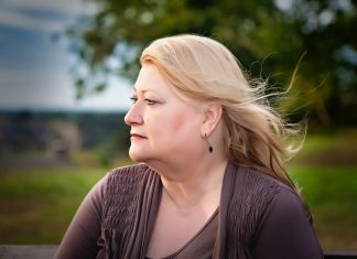 5 cитуаций, из-за которых мужчина бросает женщину в возрасте