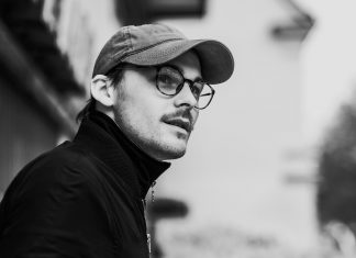 5 случайных фраз, по которым сразу понятно, что мужчина влюблен в вас