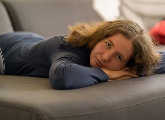 7 фраз мамы на самоизоляции, которые уже бесят всю семью