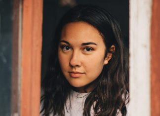 5 особенностей бедной женщины в отношениях, которые она демонстрирует во всей красе