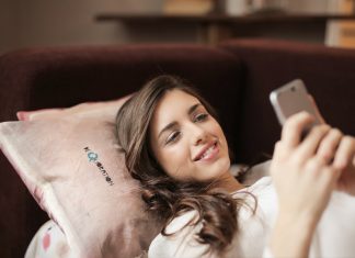 10 пикантных смс, чтобы мужчина потерял дар речи от желания