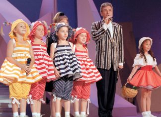 Девочки-соведущие Юрия Николаева в «Утренней звезде». Как изменились за 20 лет Малиновская, Скобелева и Кацева