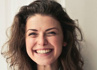 10 смешных скороговорок, которые заставят смеяться до слез