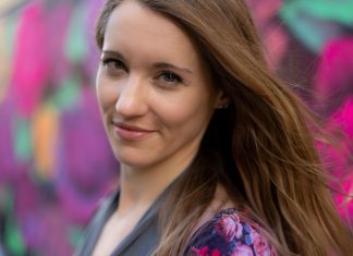 3 привычки завистливой женщины, которыми она неосознанно унижает себя в глазах мужчины