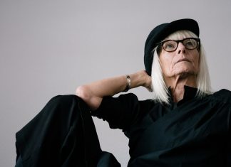 5 сигналов, что женщина не интересна мужчине из-за ее возраста