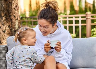 5 имен детей российских звезд, которые вызывают недоумение у русского человека