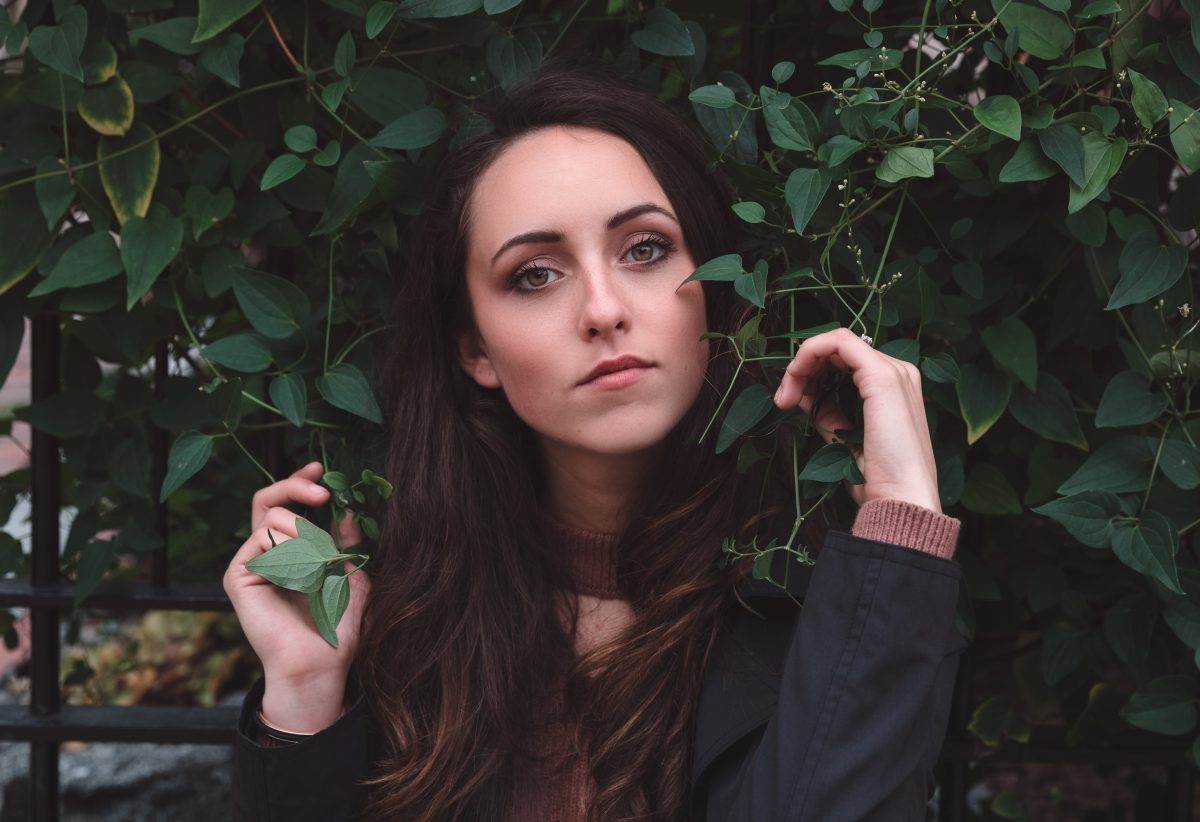 5 манер, которые выдают натуру бесхарактерной женщины