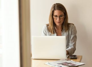 Как вести себя на работе, чтобы вас ценили: 8 простых советов