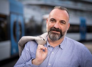 7 женских недостатков, которые нравятся мужчинам после 40 лет