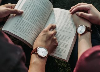 5 глубоких цитат Агаты Кристи об отношениях, в которых скрыт океан мудрости